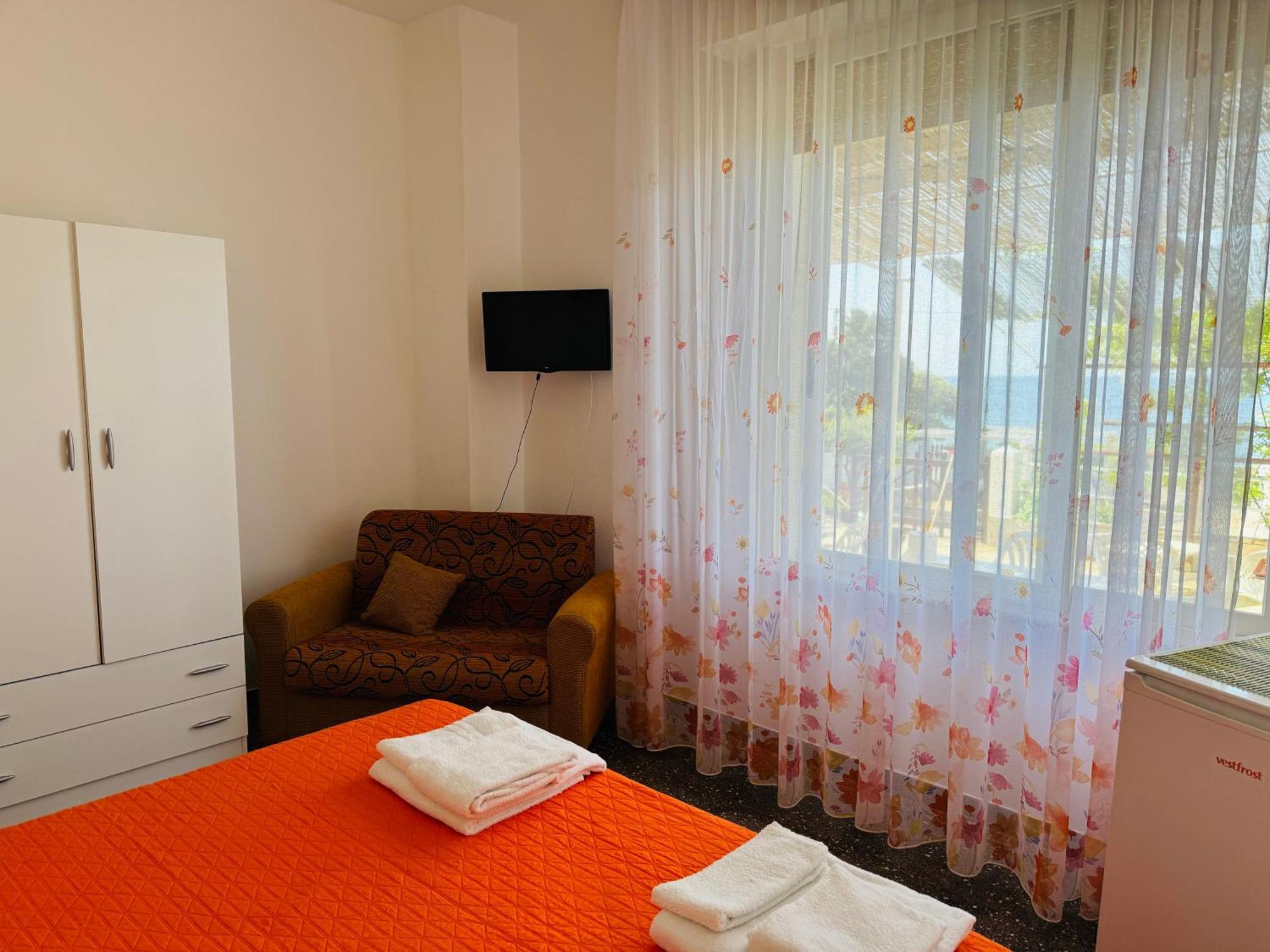 Bed and Breakfast Mare Chiaro Торре-Вадо Экстерьер фото